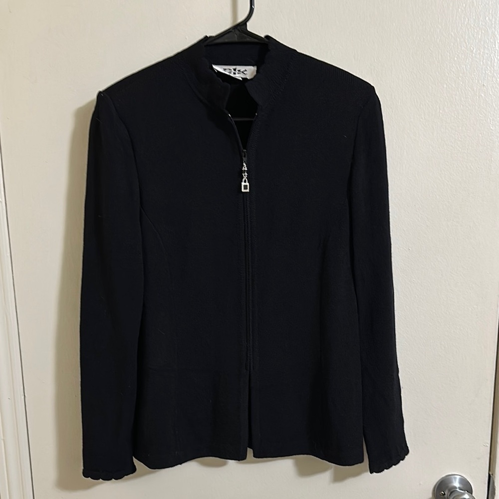 Vintage St John Collection Scalloped Neck Zip Sweater Jacket